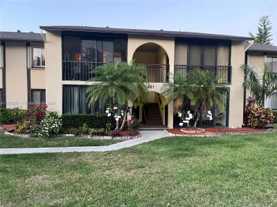431 Pine Glen Ln C-2, Green Acres, Florida 33463, USA