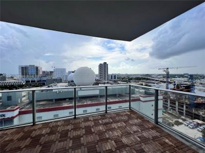 851 NE 1st Ave 1208, Miami, Florida 33132, USA