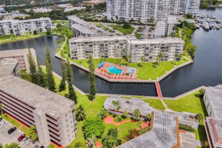 2855 Leonard Dr H109, Aventura, Florida 33160, USA