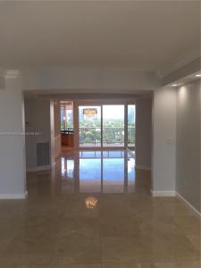 19333 Collins Ave 1109, Sunny Isles Beach, Florida 33160, USA