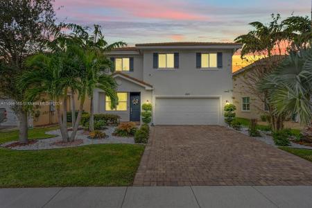 821 Palm Tree Ln, West Palm Beach, Florida 33415, USA