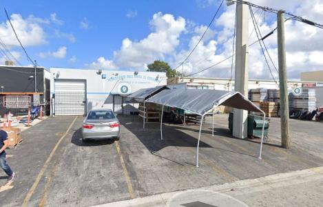 683 W 26th St, Hialeah, Florida 33010, USA