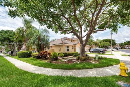 8980 NW 53rd Ct, Sunrise, Florida 33351, USA