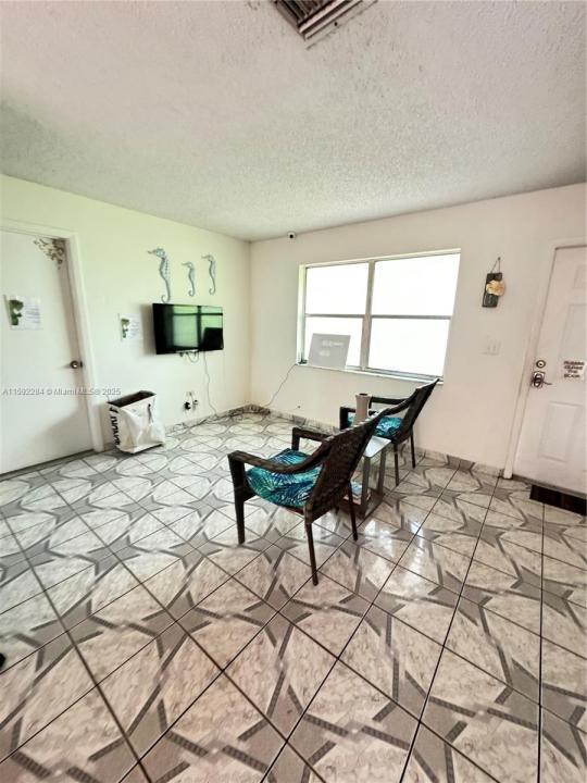 Fort Lauderdale, FL 33304