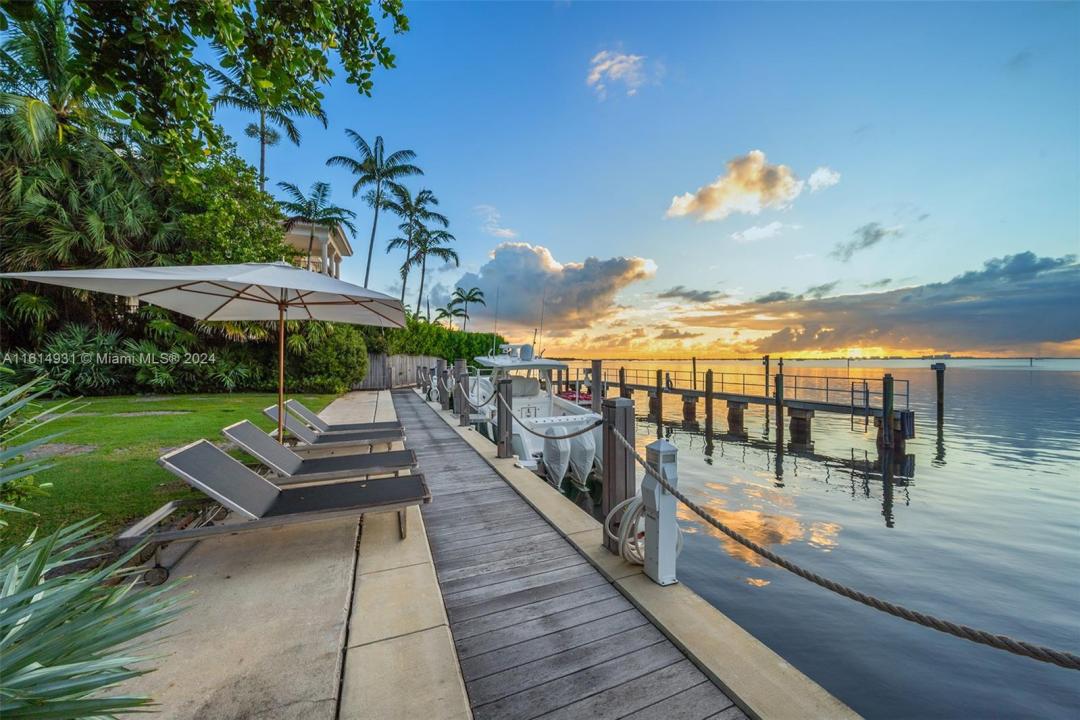 3585 Anchorage Way, Miami, FL 33133