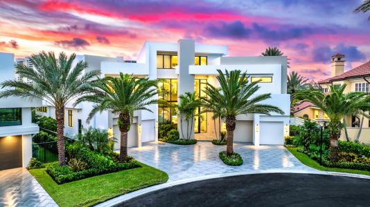 4080 Ibis Point Circle, The Sanctuary, Boca Raton, Florida 33431