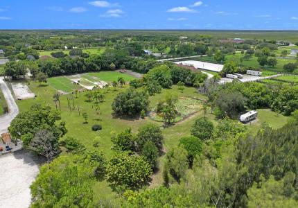 16639 Hollow Tree Lane, Rustic Ranches, Wellington, Florida 33470