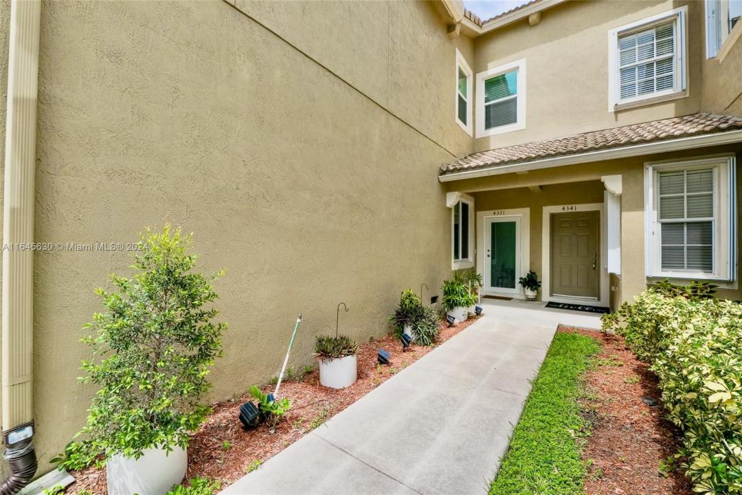 4331 SW 131st Ln 3102, Miramar, FL 33027