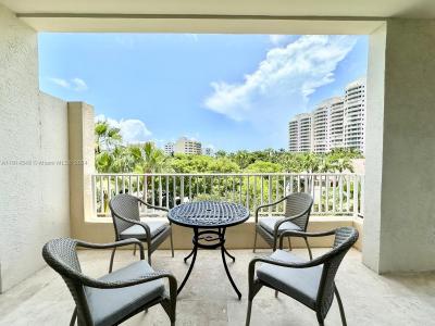 719 Crandon Blvd PH-9, Key Biscayne, Florida 33149, USA