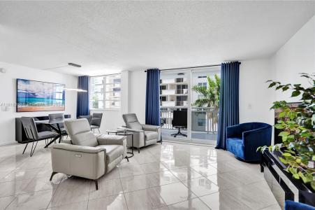1849 S Ocean Dr 408, Hallandale Beach, Florida 33009, USA