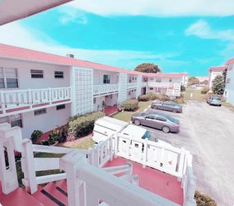 1300 NW 43rd Ter 201, Lauderhill, Florida 33313, USA