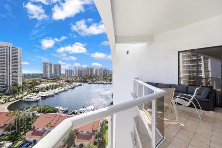 3610 Yacht Club Dr 1504, Aventura, Florida 33180, USA
