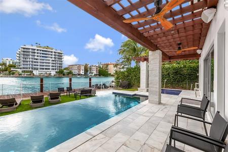 9380 Bay Dr House, Surfside, Florida 33154, USA