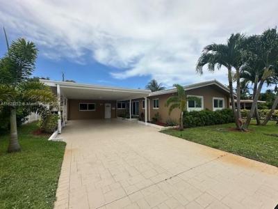 2231 NE 52nd St, Fort Lauderdale, Florida 33308, USA