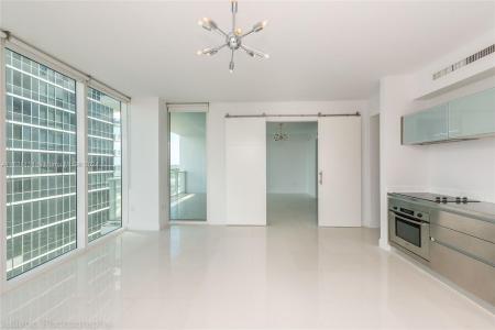 1040 Biscayne Blvd 1205, Miami, Florida 33132, USA