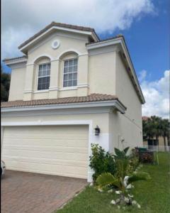 730 NW Leonardo Cir n, Port St. Lucie, Florida 34986, USA