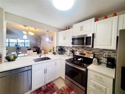 2711 NW 104th Ave 301, Sunrise, Florida 33322, USA