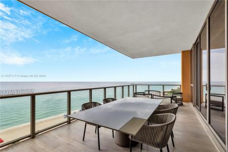 17749 Collins Ave 902, Sunny Isles Beach, Florida 33160, USA