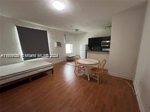 7920 Harding Ave 4, Miami Beach, Florida 33141, USA