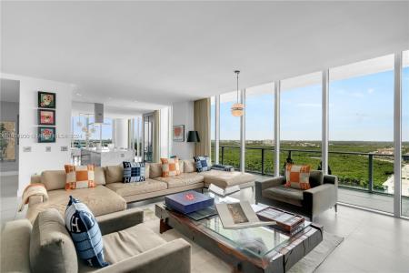 330 Sunny Isles Blvd 5-TS01, Sunny Isles Beach, Florida 33160, Stati Uniti