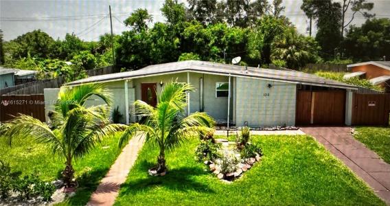 130 Banyan Dr, Port St. Lucie, Florida 34952, USA
