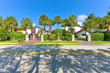 800 Diplomat Pkwy, Hallandale Beach, Florida 33009, Stati Uniti