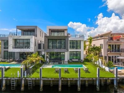 2719 NE 14th St, Fort Lauderdale, Florida 33304, USA