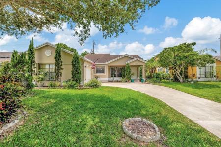 10026 NW 70th St, Tamarac, Florida 33321, USA