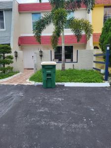 7334 NW 75th St 7334, Tamarac, Florida 33321, HOA KỲ