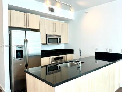 1111 SW 1st Ave 3115, Miami, Florida 33130, USA