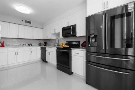 7161 Promenade Dr 502, Boca Raton, Florida 33433, USA