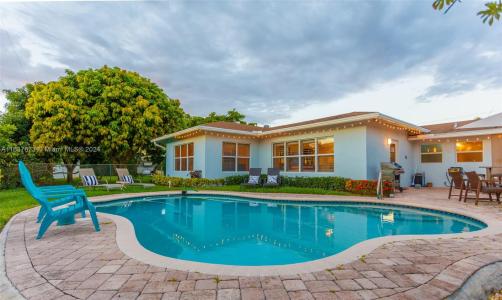 605 SE 8th Ave, Deerfield Beach, Florida 33441, USA