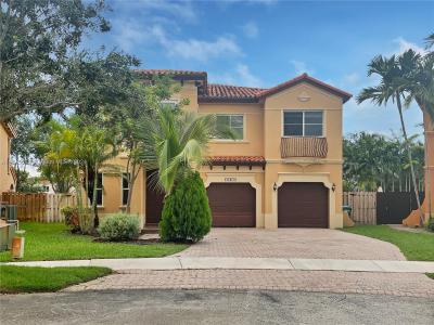 15371 SW 26th Ter, Miami, Florida 33185, USA