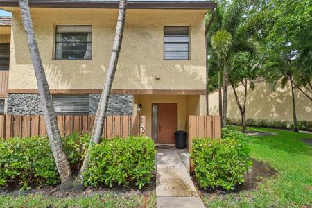 1140 N University Dr 104, Plantation, Florida 33322, USA