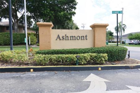 7552 Ashmont Cir 310, Tamarac, Florida 33321, USA