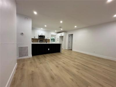 1209 NW 9th Ave, Fort Lauderdale, Florida 33311, USA