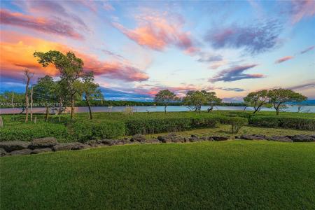 5799 NE Island Cove Way 1103, Hutchinson Island, Florida 34996, USA