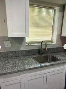 North Miami Beach, Florida 33162, USA