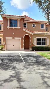 8424 NW 139th Ter 2704, Miami Lakes, Florida 33016, USA