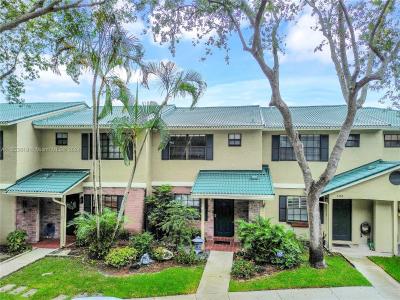502 Westree Ln, Plantation, Florida 33324, USA