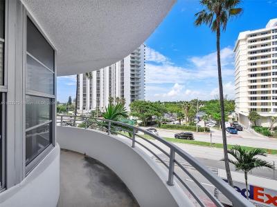 5555 Collins Ave 4S, Miami Beach, Florida 33140, USA
