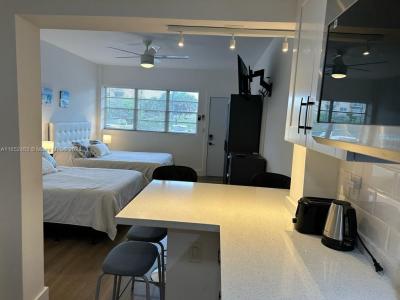 26 Diplomat Pkwy 214, Hallandale Beach, Florida 33009, USA