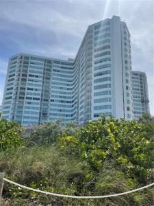 7135 Collins Ave 912, Miami Beach, Florida 33141, USA