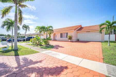 13340 NW 8th Ct, Sunrise, Florida 33325, USA