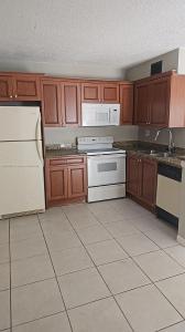 11481 NW 42nd St 11481, Coral Springs, Florida 33065, USA