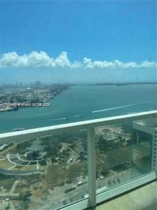 253 NE 2nd St 4407, Miami, Florida 33132, USA