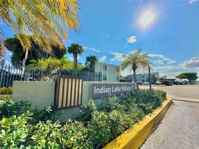 10000 NW 9th St Cir 8, Miami, Florida 33172, USA