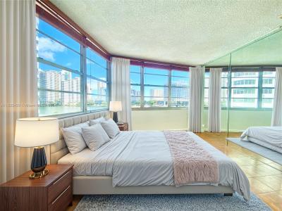905 Brickell Bay Dr 531, Miami, Florida 33131, USA