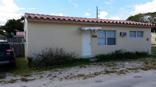 Hollywood, Florida 33020, USA