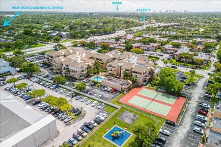 10500 SW 108th Ave B209, Miami, Florida 33176, USA